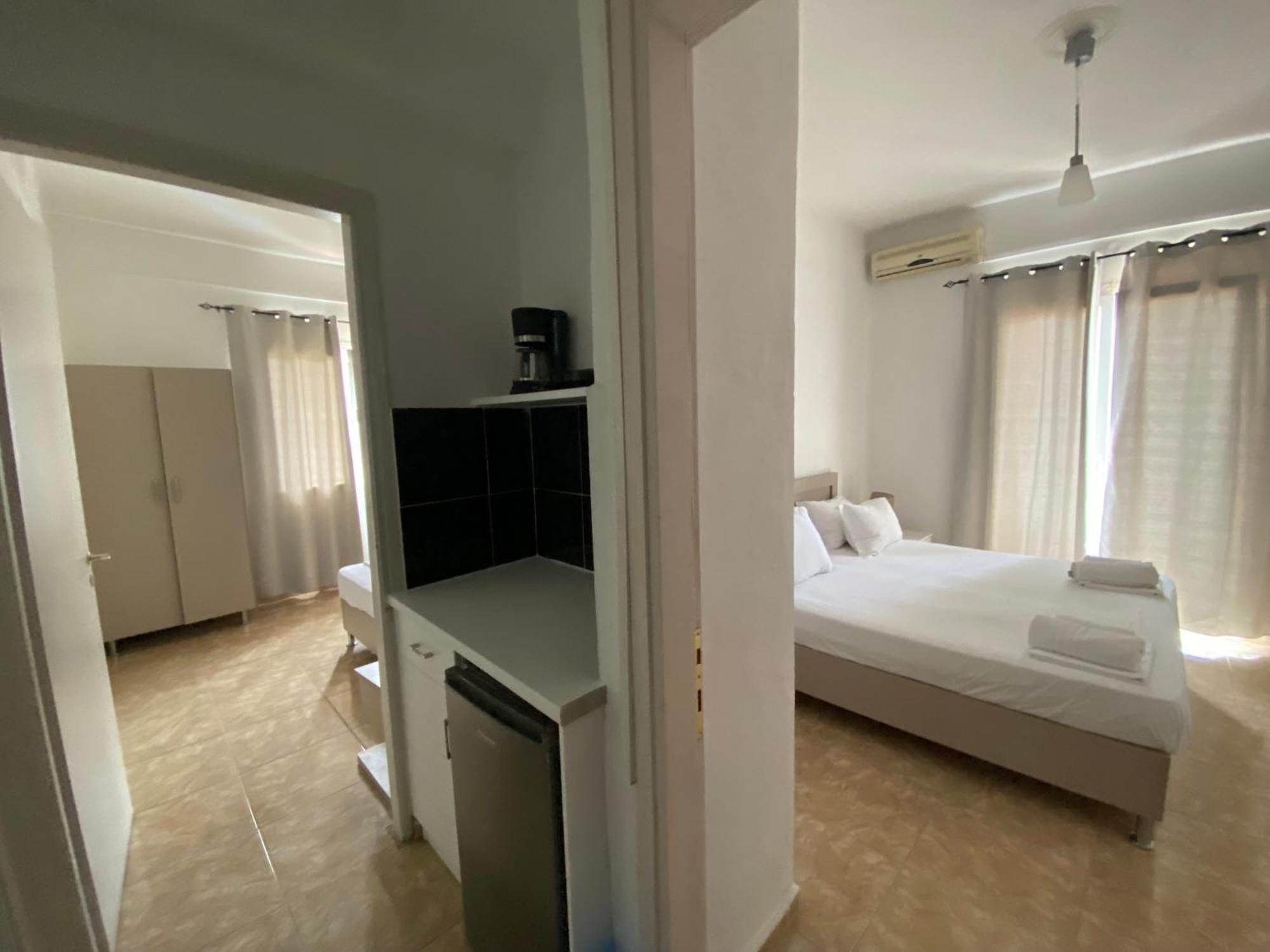 Central Hotel Parga Esterno foto