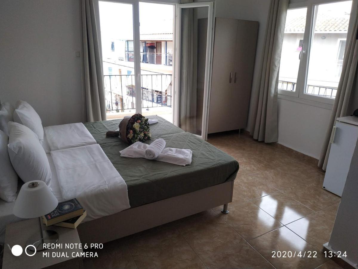 Central Hotel Parga Esterno foto