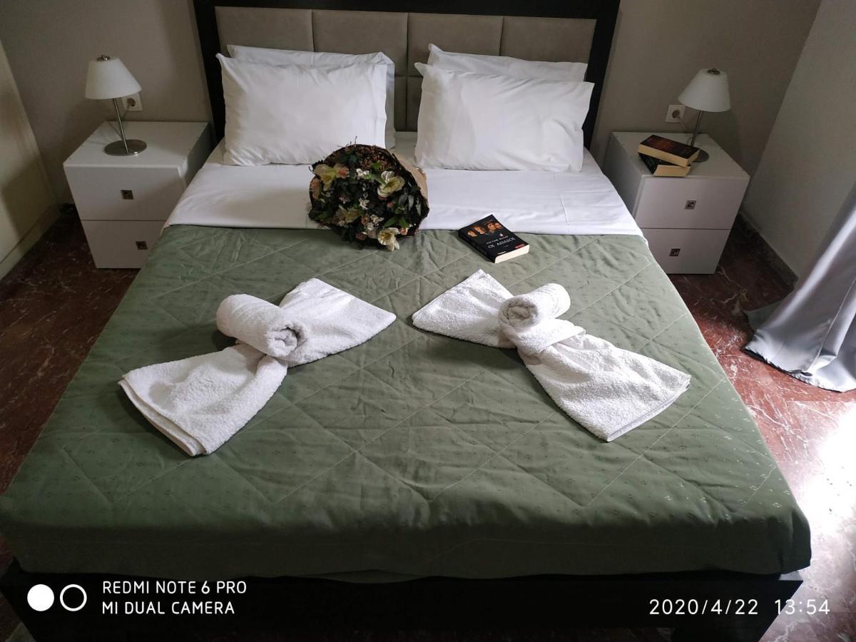 Central Hotel Parga Esterno foto