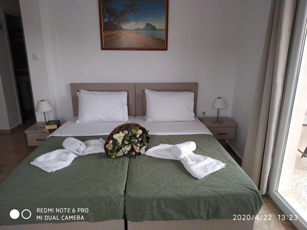 Central Hotel Parga Esterno foto